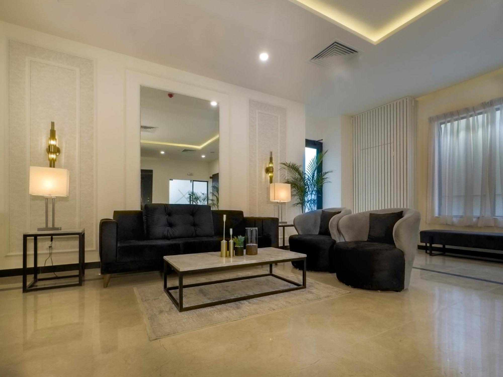 Hotel One Vogue Mall 35 רוואלפינדי מראה חיצוני תמונה